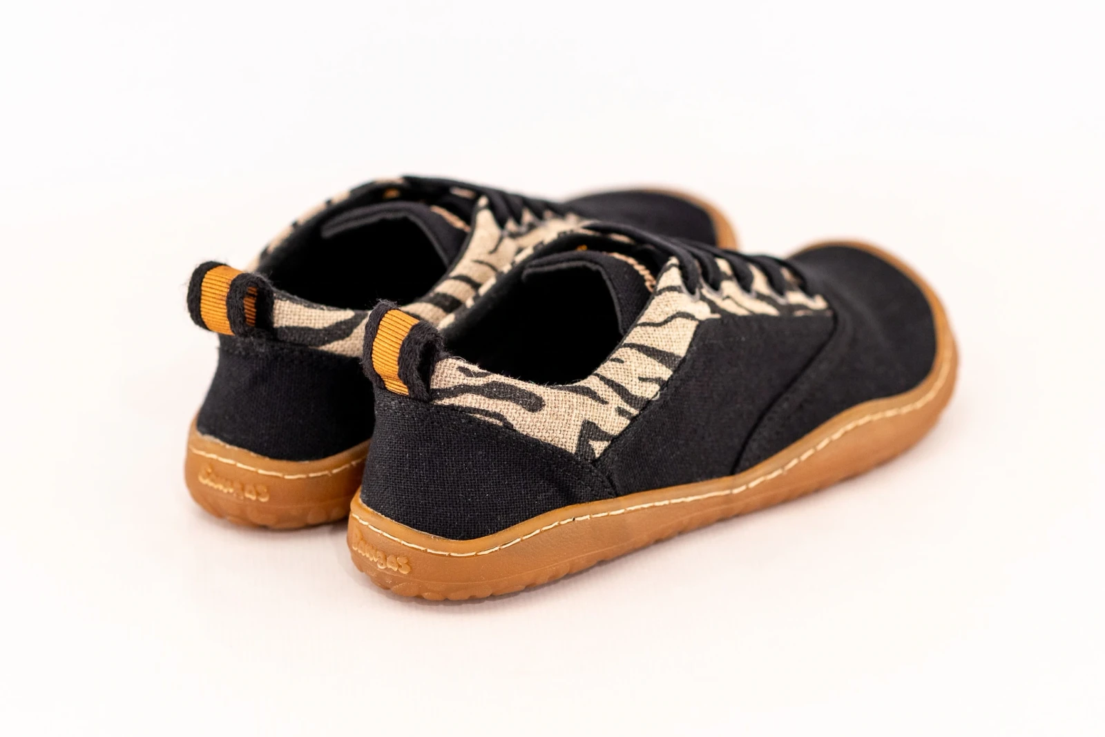 Босоногие кеды Sambas the bambas Cebra — чёрные с узором зебра, фото 3